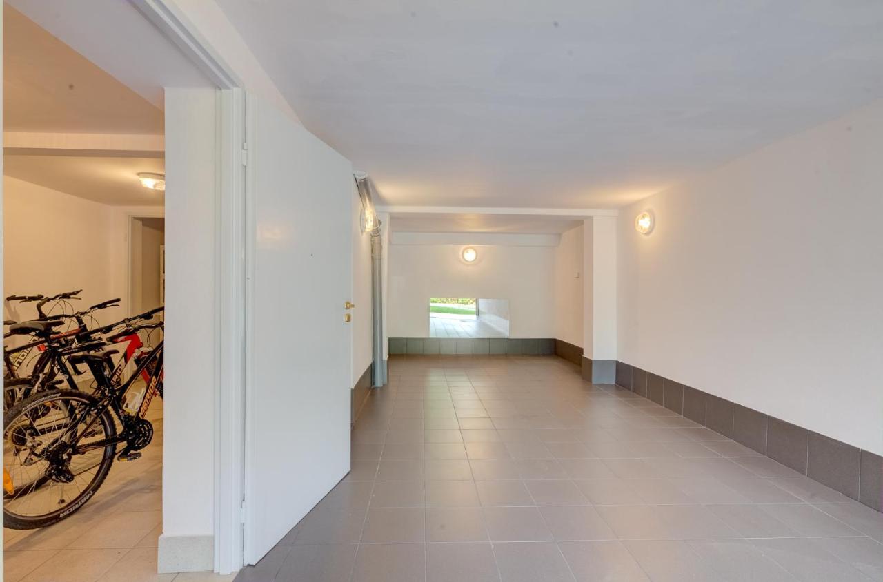 Ola Apartment *